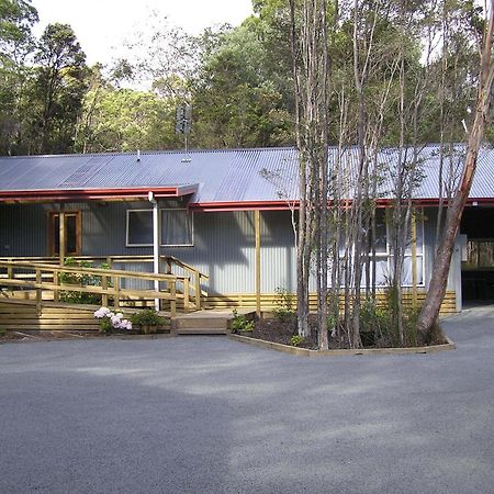 The Crays Accommodation Strahan Bagian luar foto